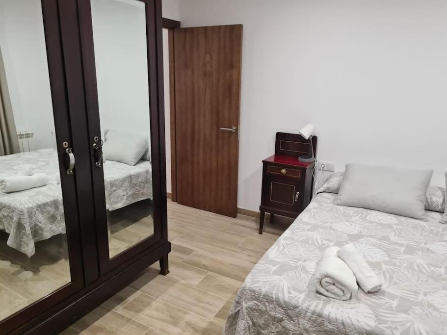 Апартаменты Apartamento Centrico Понтеведра Экстерьер фото